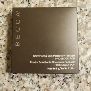 Becca shimmering skin perfector in Prosecco Pop